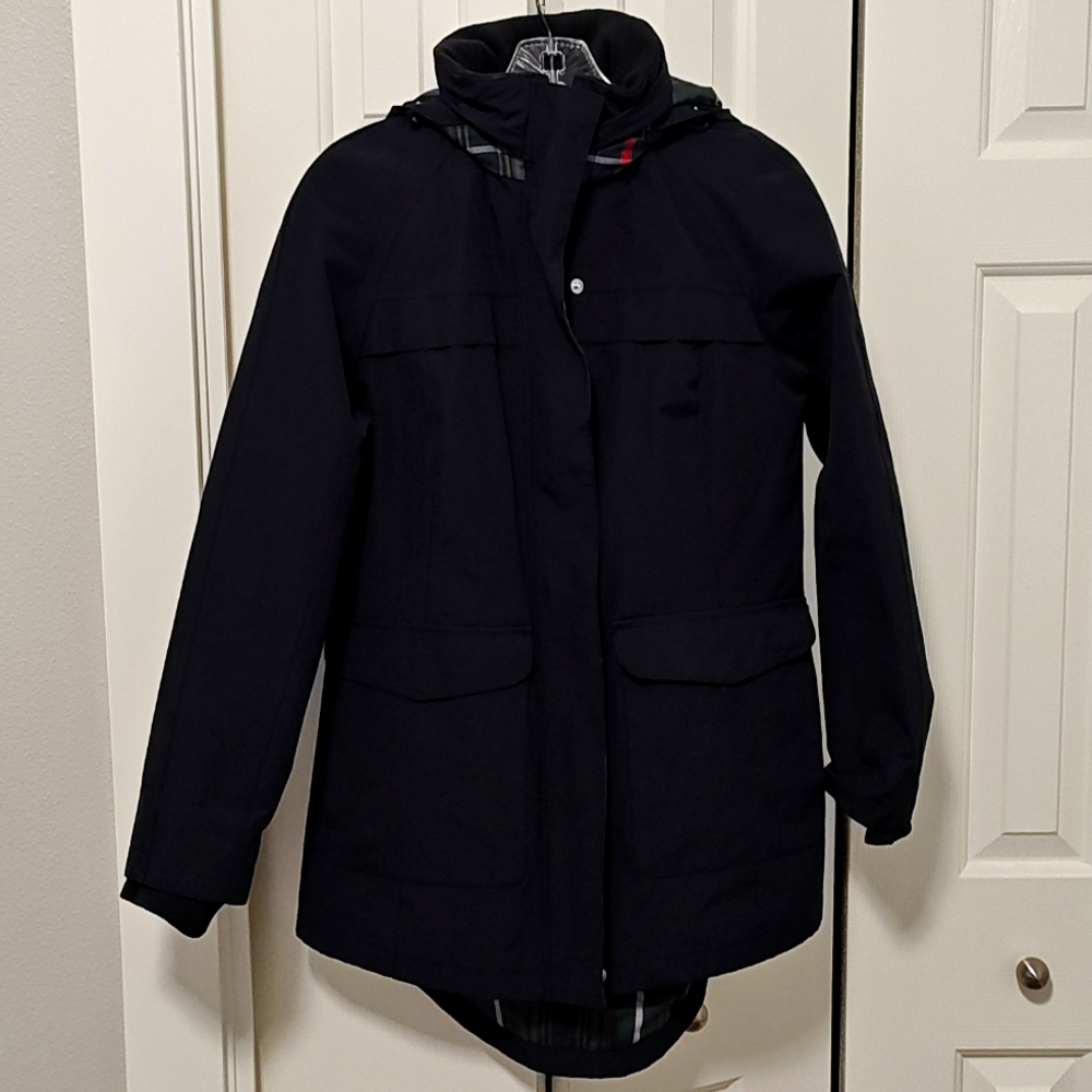 Like new Pendleton rain jacket size Small black/tartan